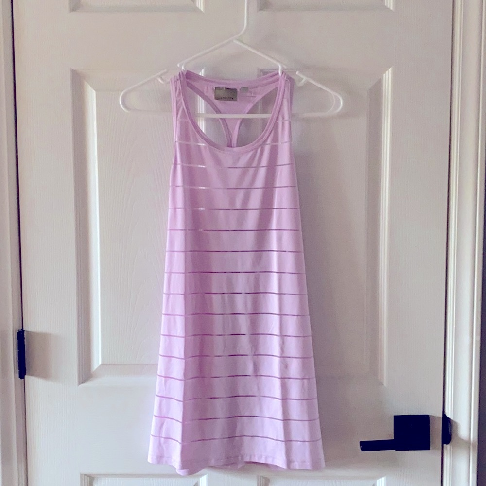 ATHLETA Workout Tank. 🚭